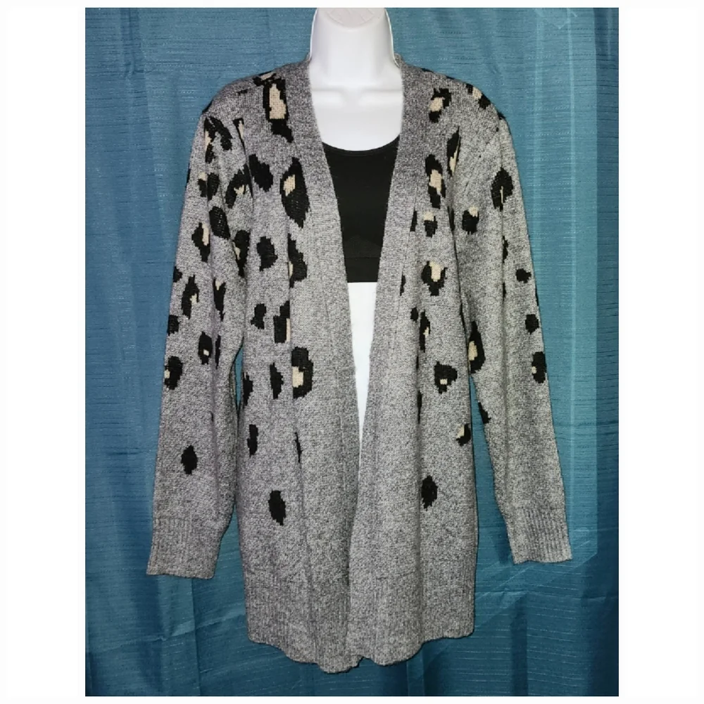 Maurices | Gray Leopard Sweater - Picture 2 of 5